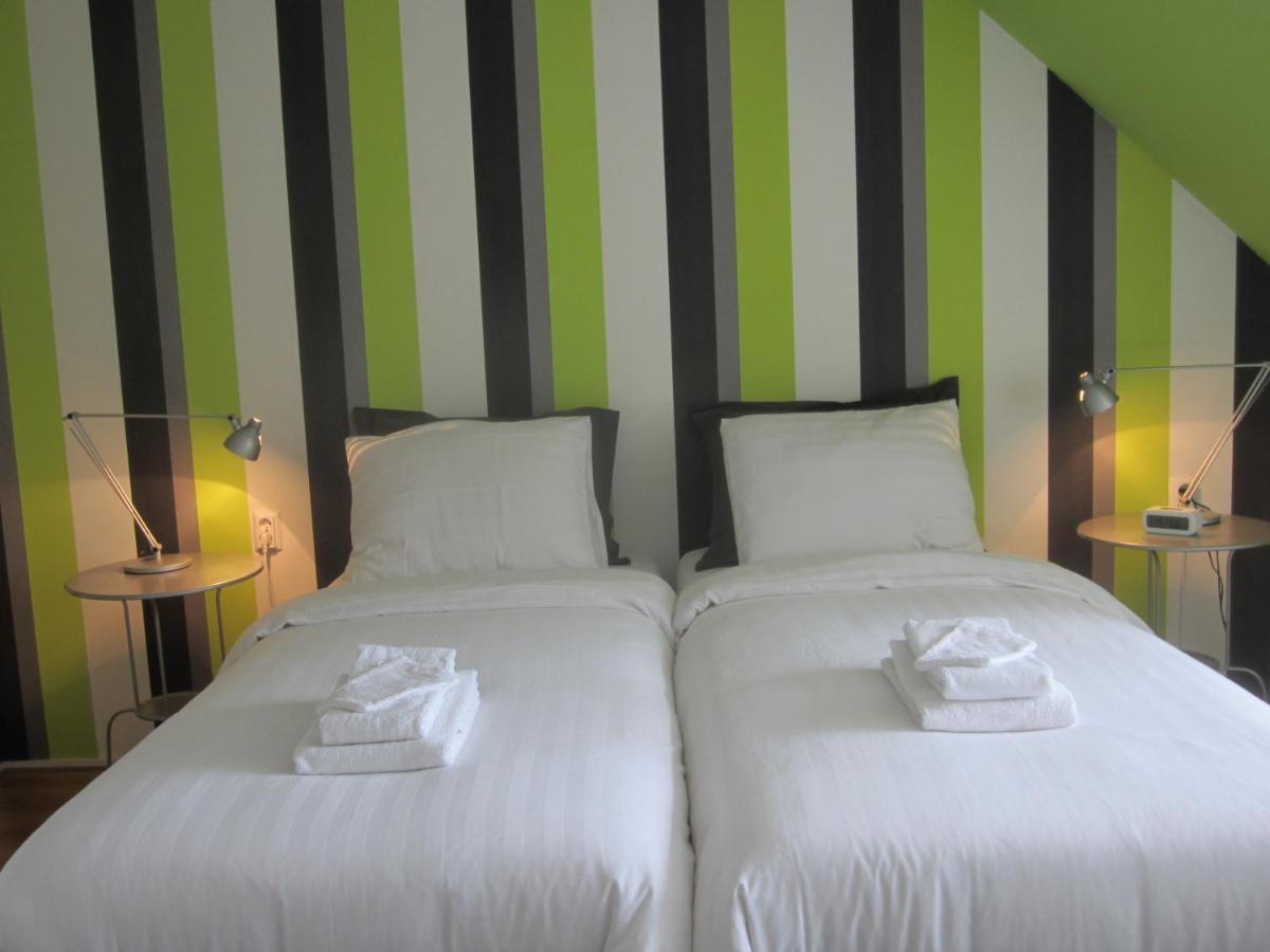 B&B De Gouden Vlo Donkerbroek Ngoại thất bức ảnh